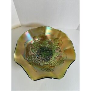 VTG Northwood Grape Leaves Carnival Glass Bowl Iridescent scalloped edge